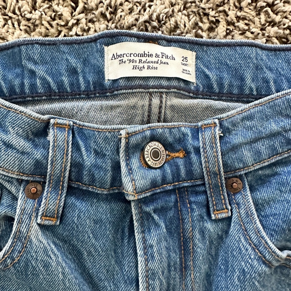 Abercrombie & Fitch High Rise Jeans